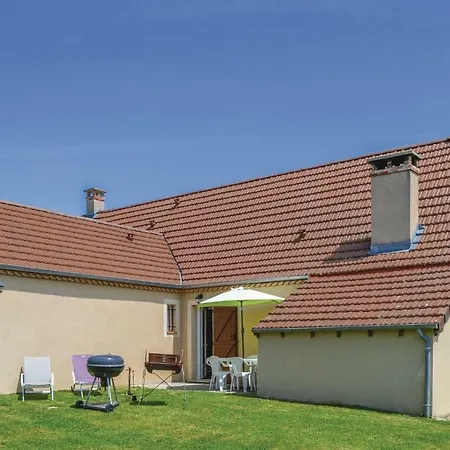 3 Bedroom Cozy In