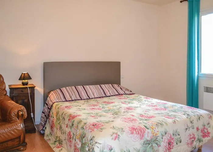 別荘 Three-bedroom In