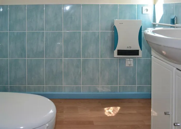 Three-bedroom In 別荘 *